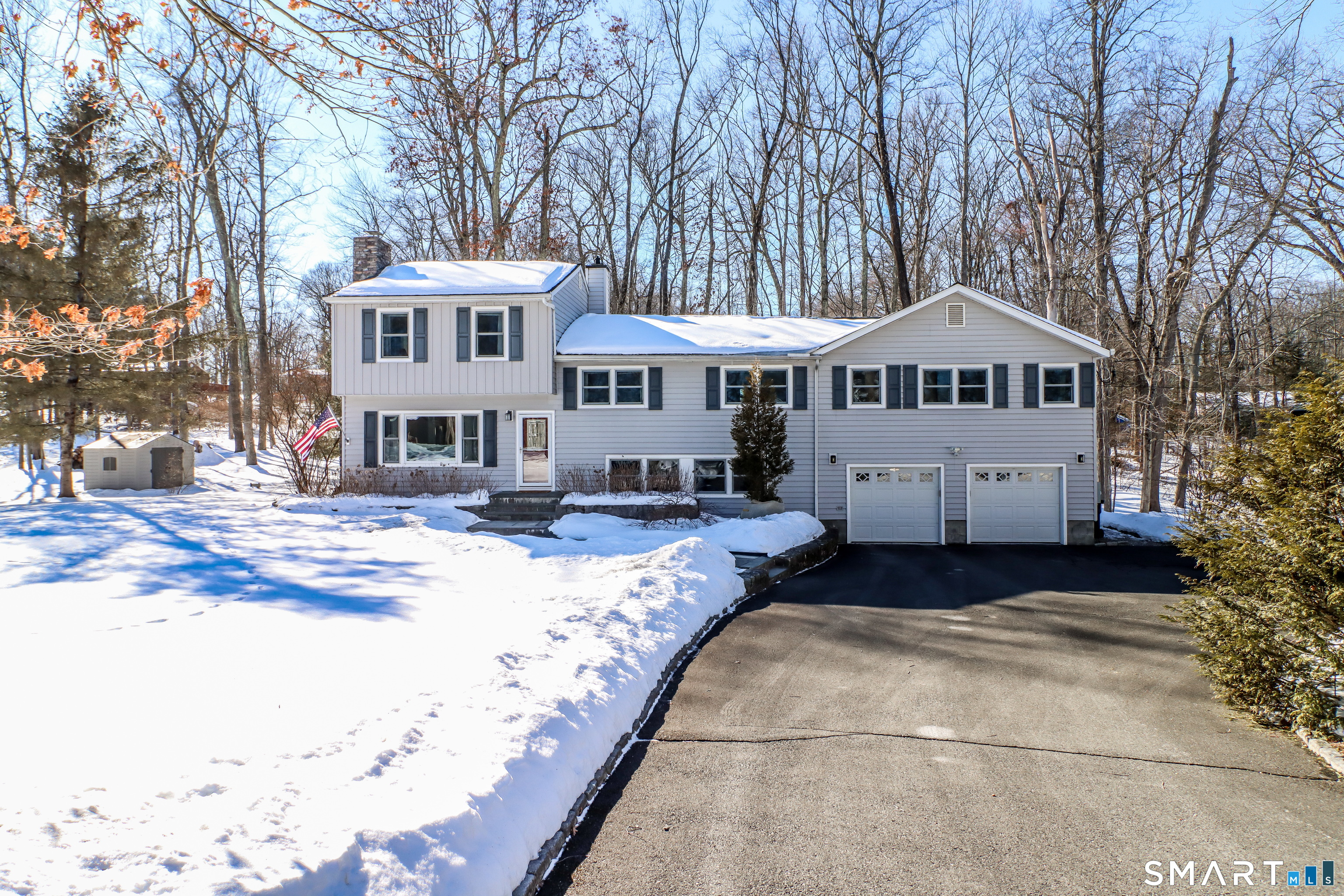 8 Marilyn Road, Brookfield, CT 06804 | For Sale at $679,000