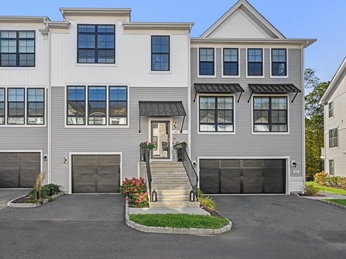  townhouse condo for sale located at 63 Brentwood Circle, 63, Danbury, CT 06810