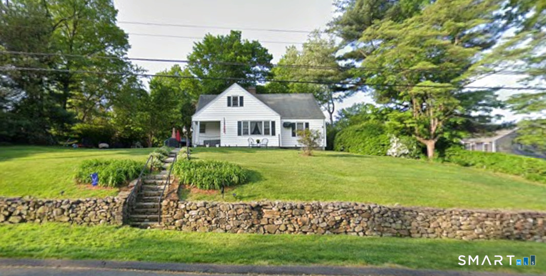 7 East Lake Road, Trumbull, CT 06611 | For Sale at $599,000