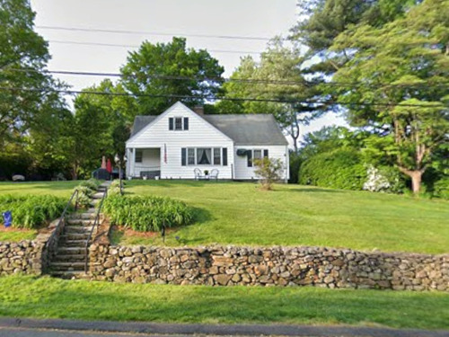  single family home for sale located at 7 East Lake Road, Trumbull, CT 06611