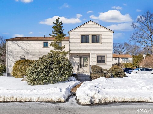  townhouse condo for sale located at 82 River Bend Road, d, Stratford, CT 06614