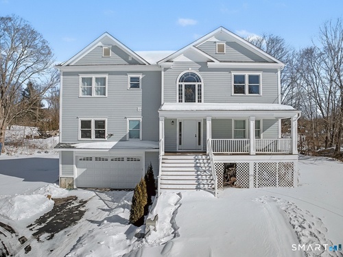  single family home for sale located at 4 Sunnyview Terrace, Newtown, CT 06482