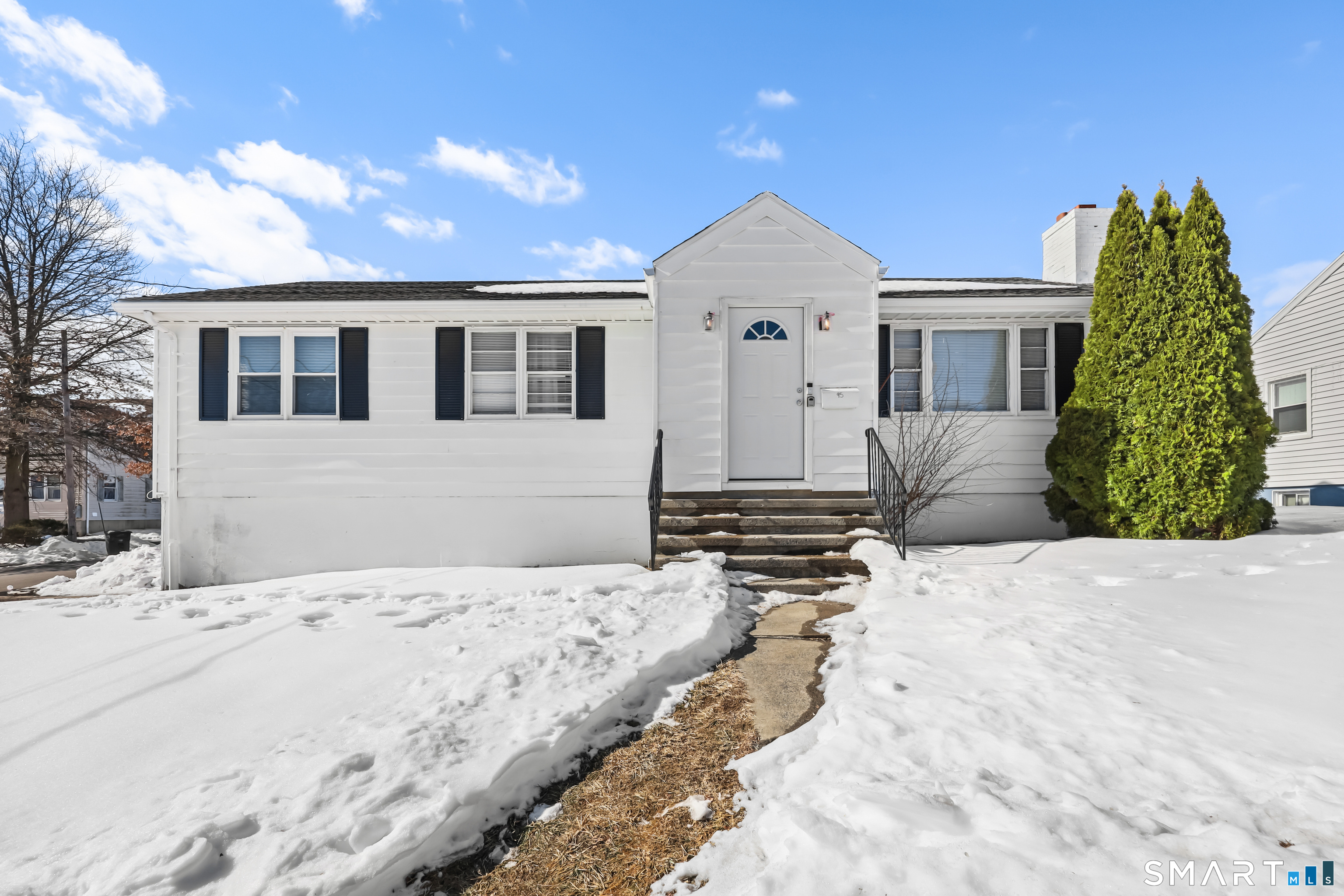 95 Alexander Avenue, Bridgeport, CT 06606 | For Sale at $529,000