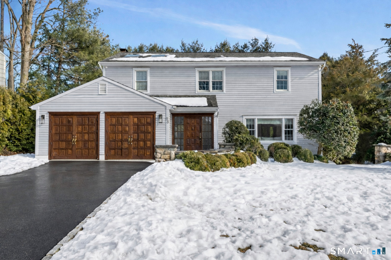 98 Hillcrest Park Road, Greenwich, CT 06807 | For Sale at $2,150,000