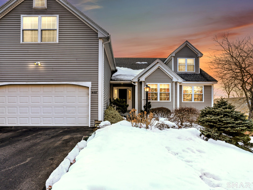  townhouse condo for sale located at 466 Ironwood Trail, 466, Shelton, CT 06484