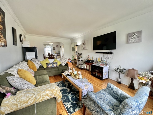  condo home for sale located at 118 Summer Street, 1a, Stamford, CT 06901