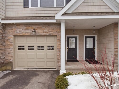  townhouse condo for sale located at 21 Crestview Lane, 21, Danbury, CT 06810