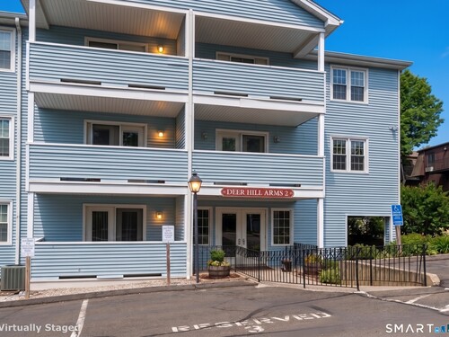  condo home for sale located at 136 Deer Hill Avenue, 308, Danbury, CT 06810