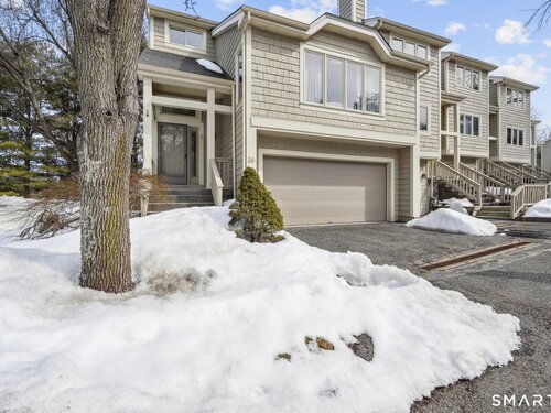  townhouse condo for sale located at 11 Boulevard Drive, 9-36, Danbury, CT 06810