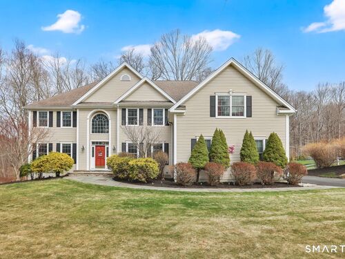  single family home for sale located at 1 Bramble Trail, Newtown, CT 06470