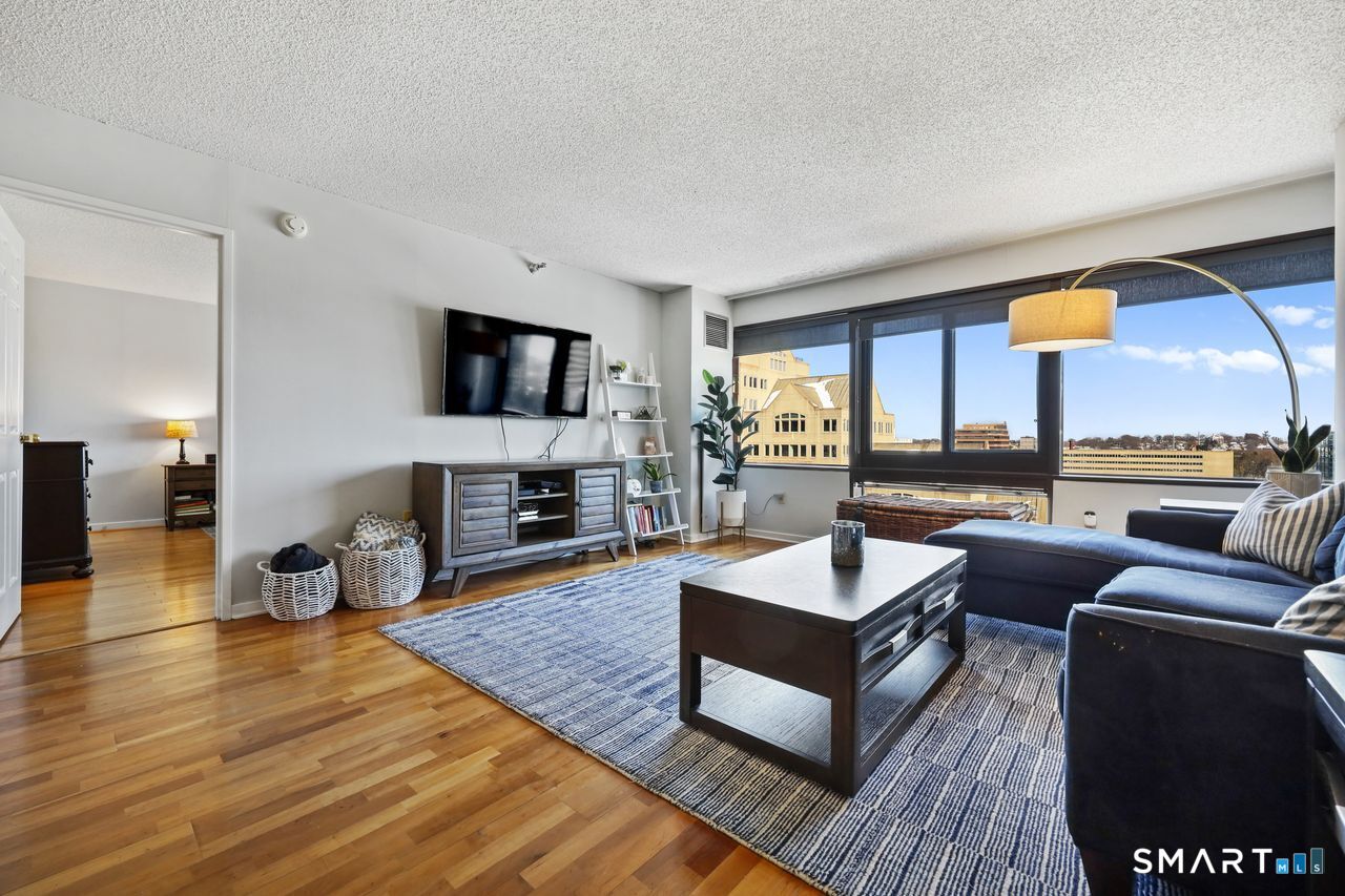 127 Greyrock Place, apt 1408, Stamford, CT 06901 | For Sale at $375,000