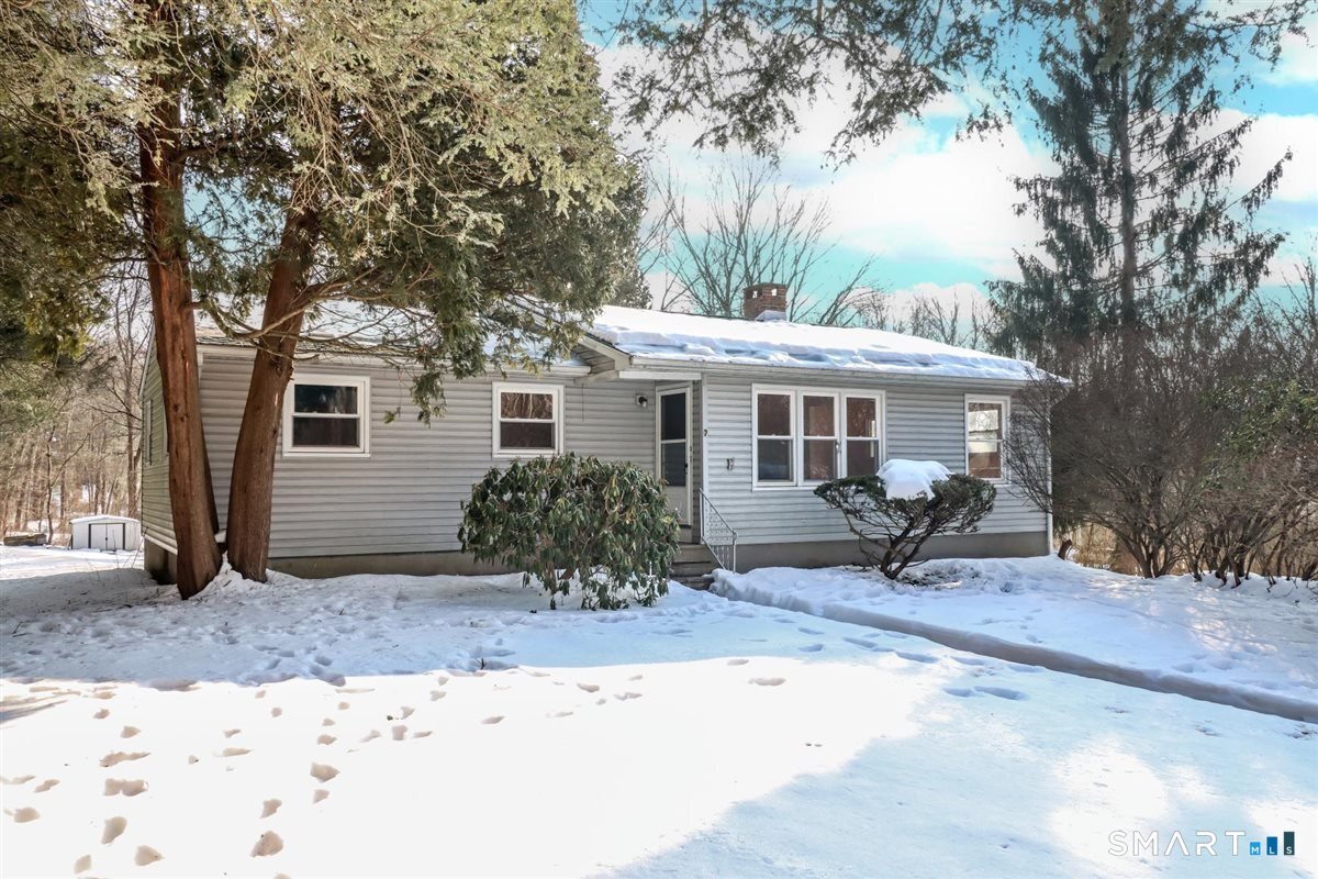 7 Longview Road, Newtown, CT 06482 | For Sale at $350,000