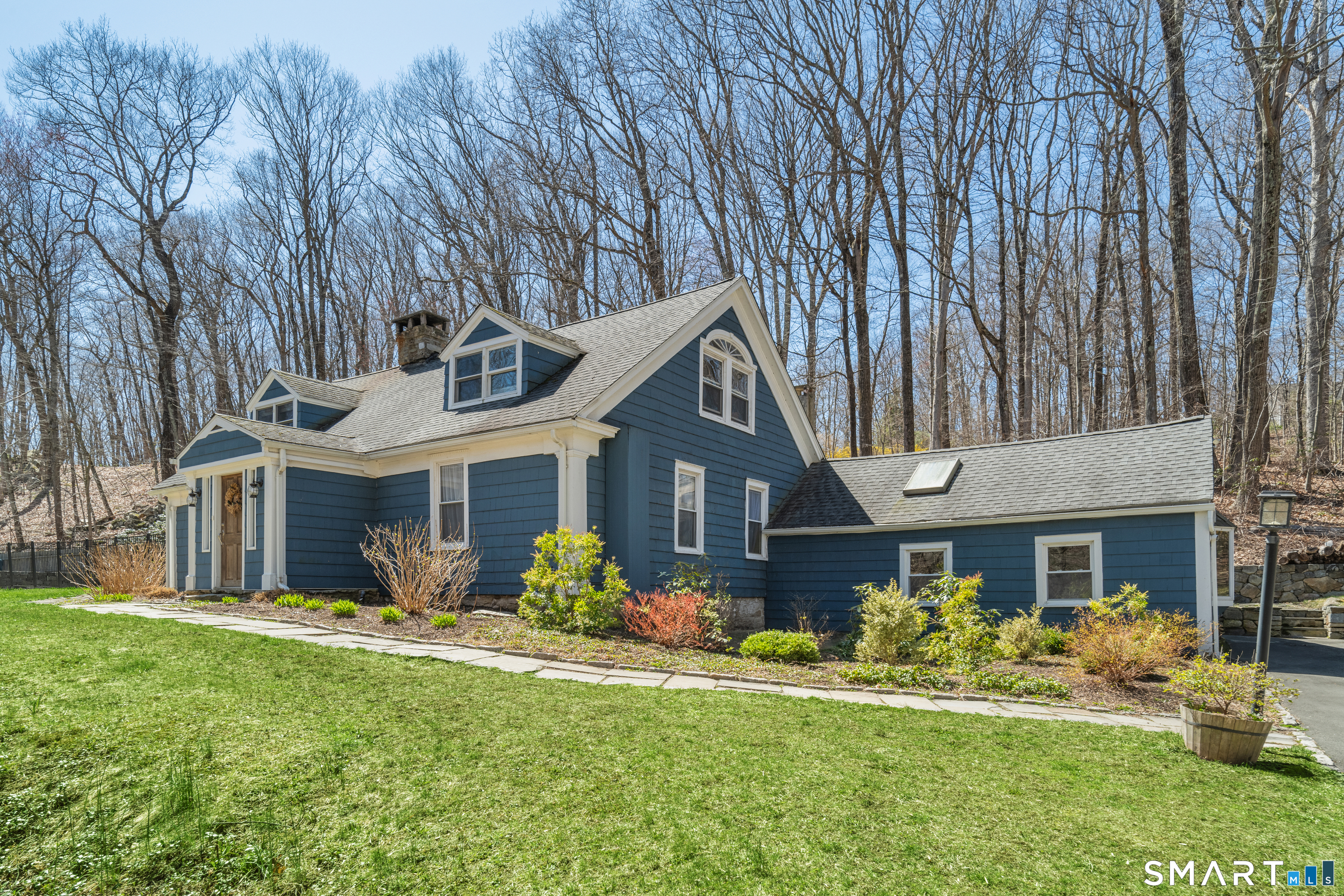 138 Putnam Park Road, Bethel, CT 06801 | For Sale at $755,000