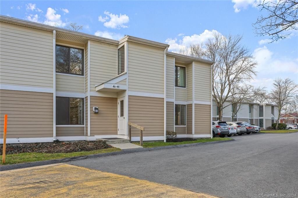 48 Olcott Way, 48, Ridgefield, CT 06877 | For Sale at $309,900