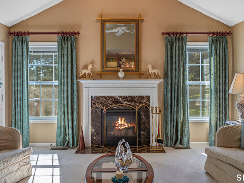  condo home for sale located at 123 Louis Hill Road, 123, Newtown, CT 06482