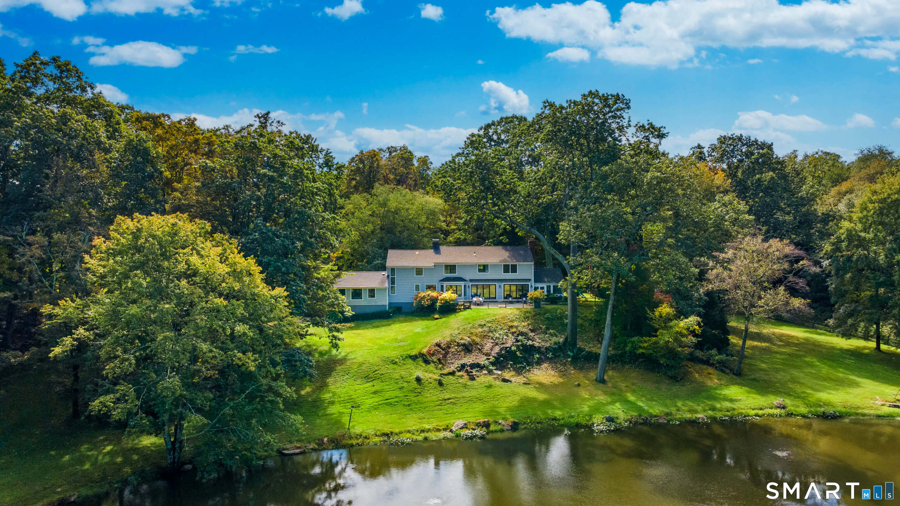 29 Hunting Ridge Road, Greenwich, CT 06831 | For Sale at $3,495,000