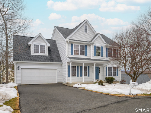  condo home for sale located at 114 Silversmith Drive, 114, Danbury, CT 06811