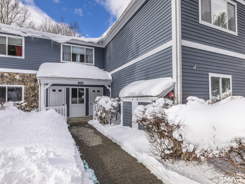  condo home for sale located at 208 Windgate Circle, b, Monroe, CT 06468