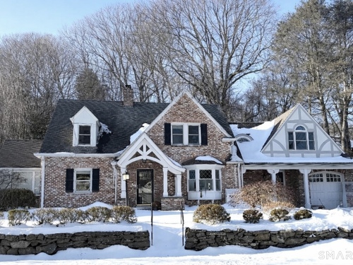  single family home for sale located at 5 Halliwell Drive, Stamford, CT 06902