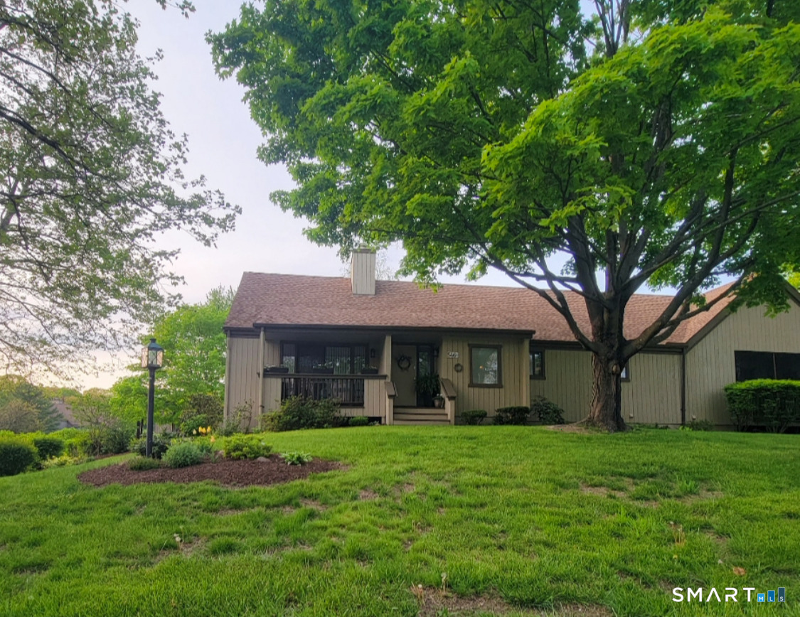 546 North Trail, b, Stratford, CT 06614 | For Sale at $679,000