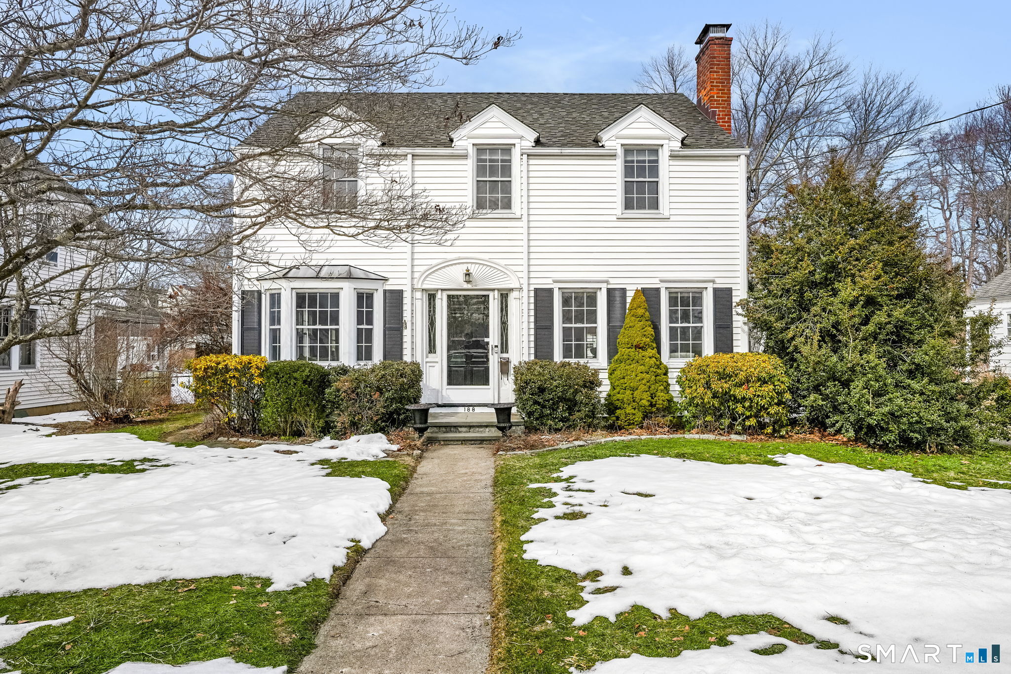 188 Henderson Road, Fairfield, CT 06824 | For Sale at $799,000