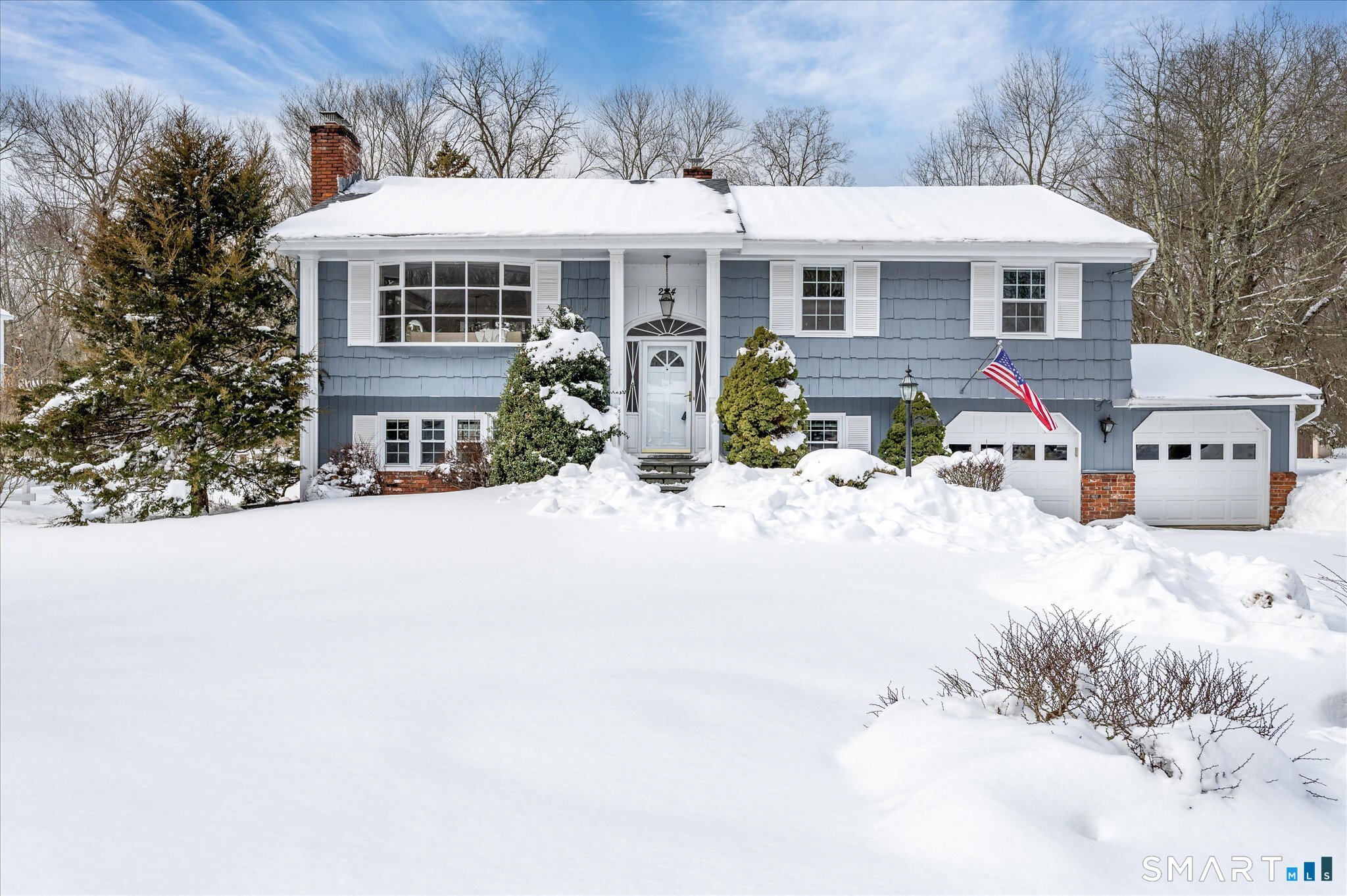 244 Westwood Road, Stamford, CT 06902 | For Sale at $850,000