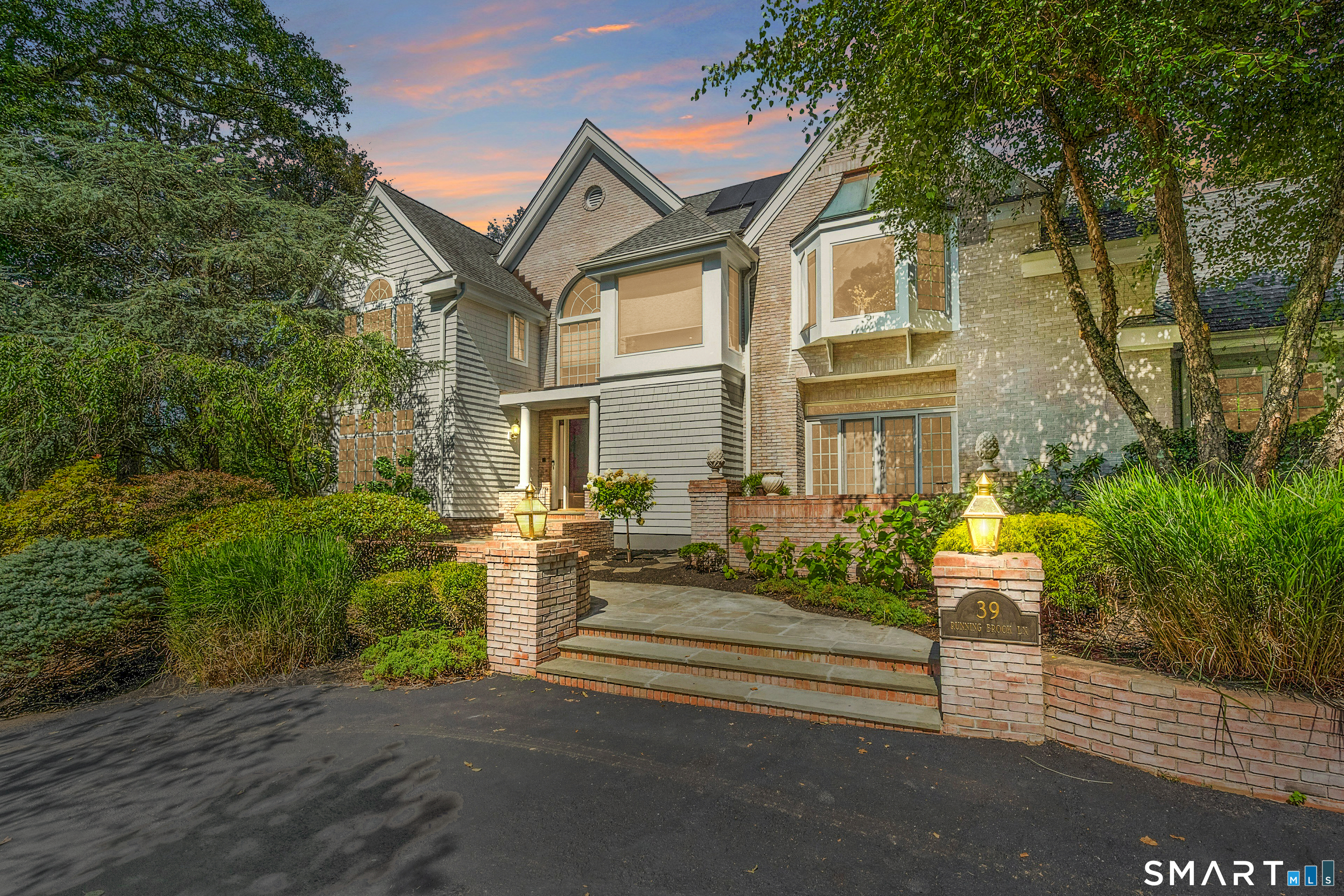 39 Running Brook Lane, New Canaan, CT 06840 | For Sale at $2,950,000