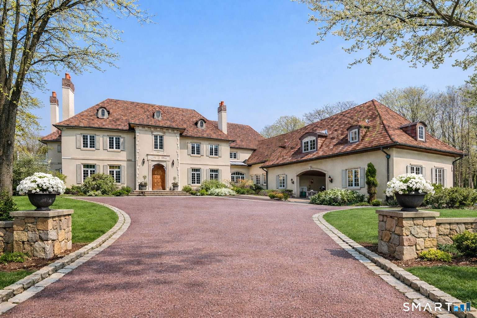 4 Cowdray Park Drive, Greenwich, CT 06831 | For Sale at $6,790,000