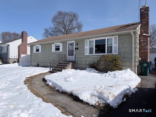  single family home for sale located at 190 Light Street, Stratford, CT 06614