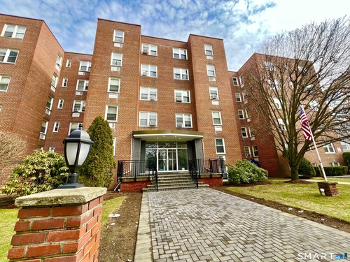  condo home for sale located at 39 Glenbrook Road, 5l, Stamford, CT 06902