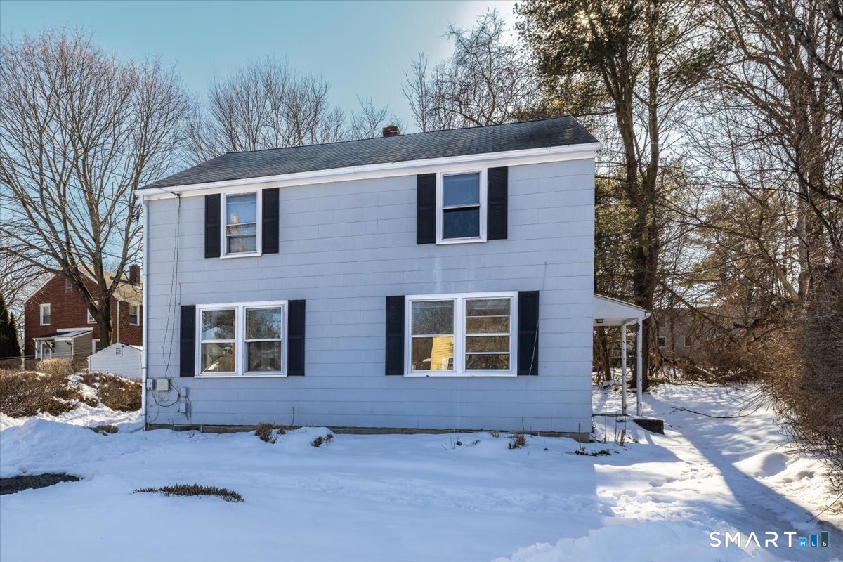 9 Garden Court, Fairfield, CT 06825 | For Sale at $649,900