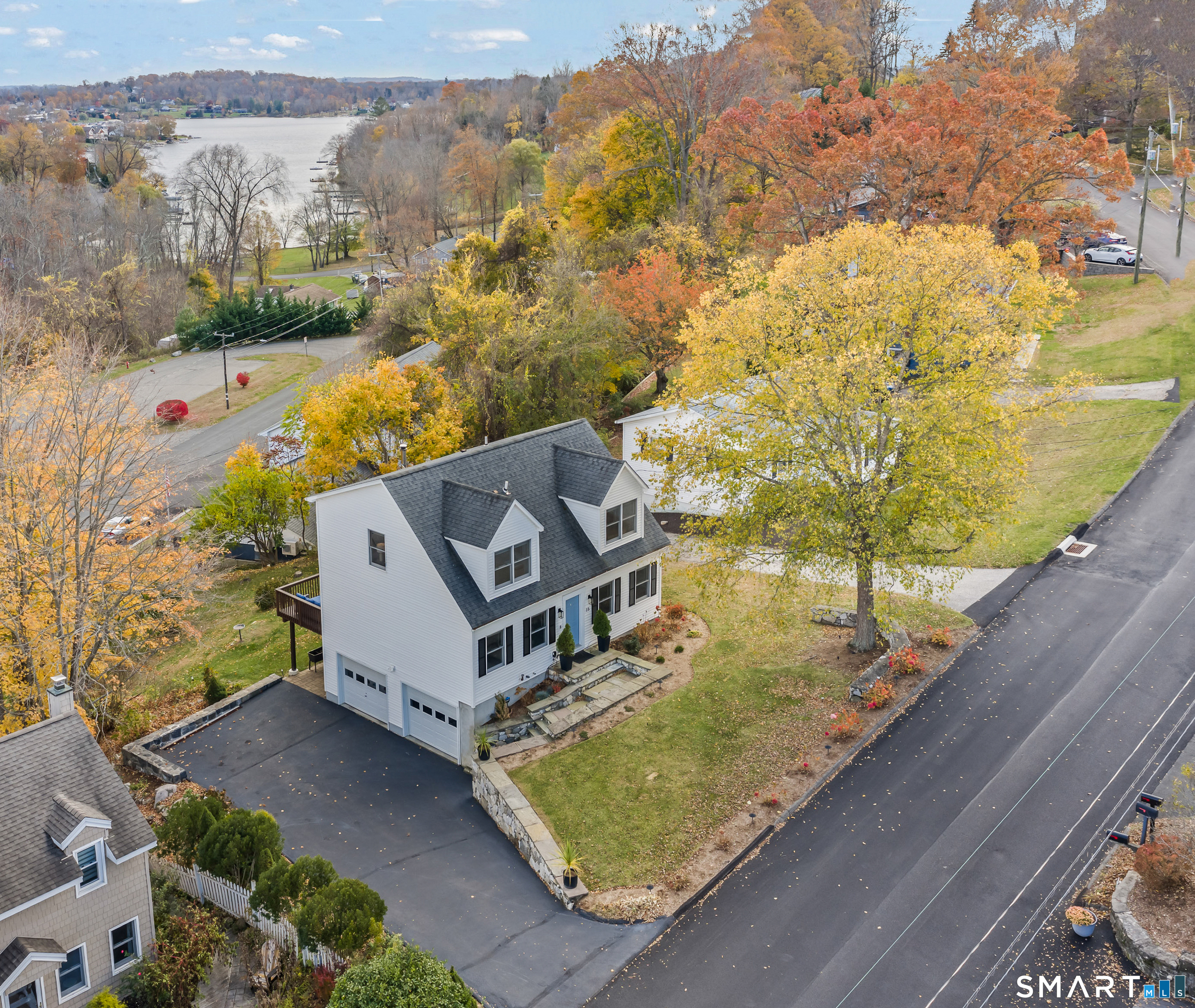 15 Berkshire Drive, Brookfield, CT 06804 | For Sale at $829,000