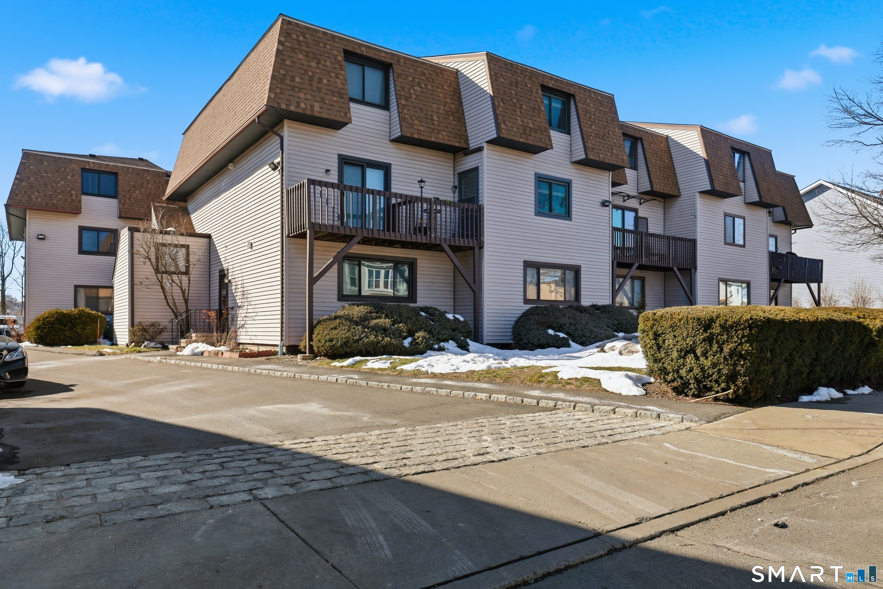 29 High Street, apt f, Norwalk, CT 06851 | For Sale at $399,000