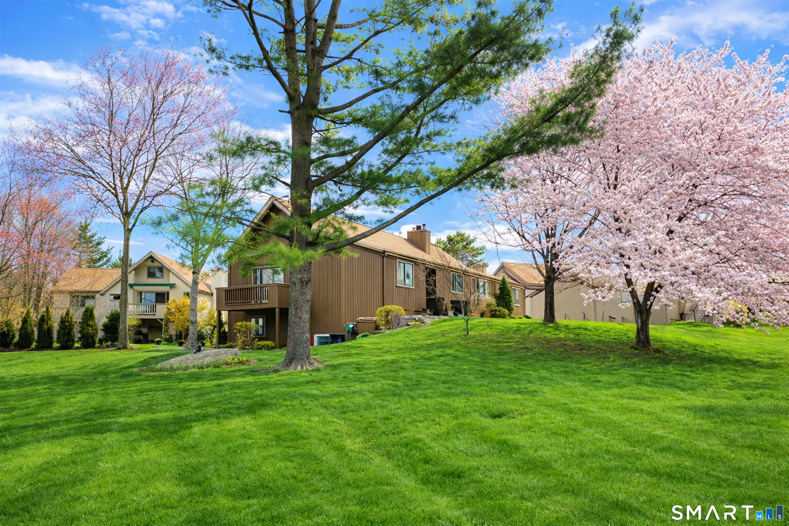 72 Dakota Lane, b, Stratford, CT 06614 | For Sale at $539,500