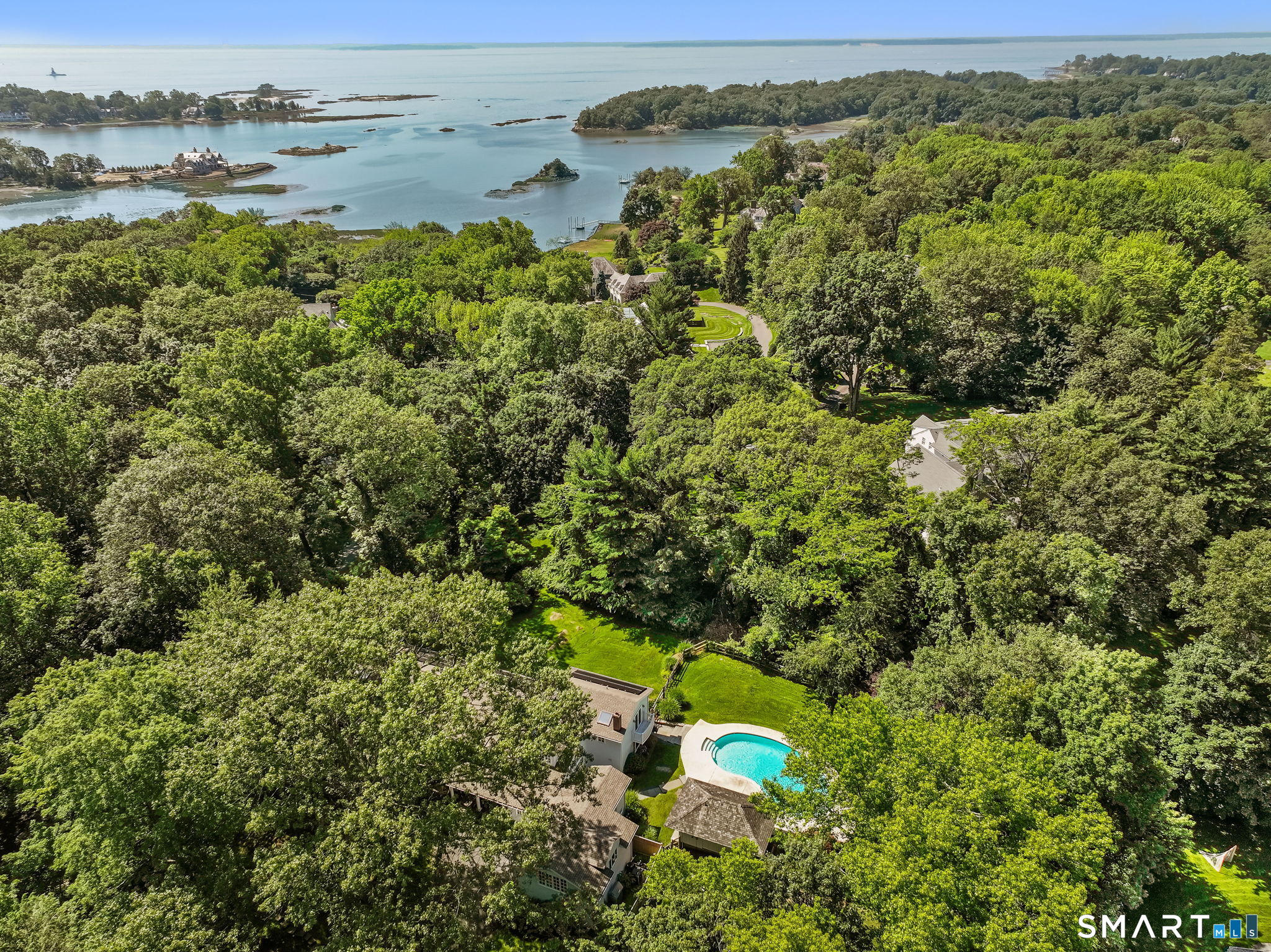 7 Raiders Lane, Darien, CT 06820 | For Sale at $3,295,000