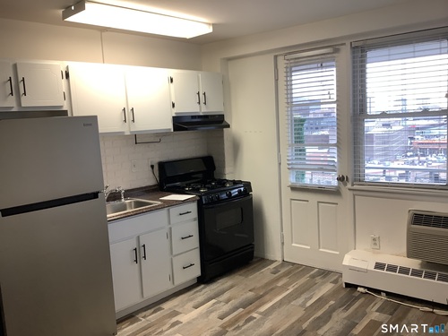  condo home for sale located at 444 Bedford Street, apt 9k, Stamford, CT 06901