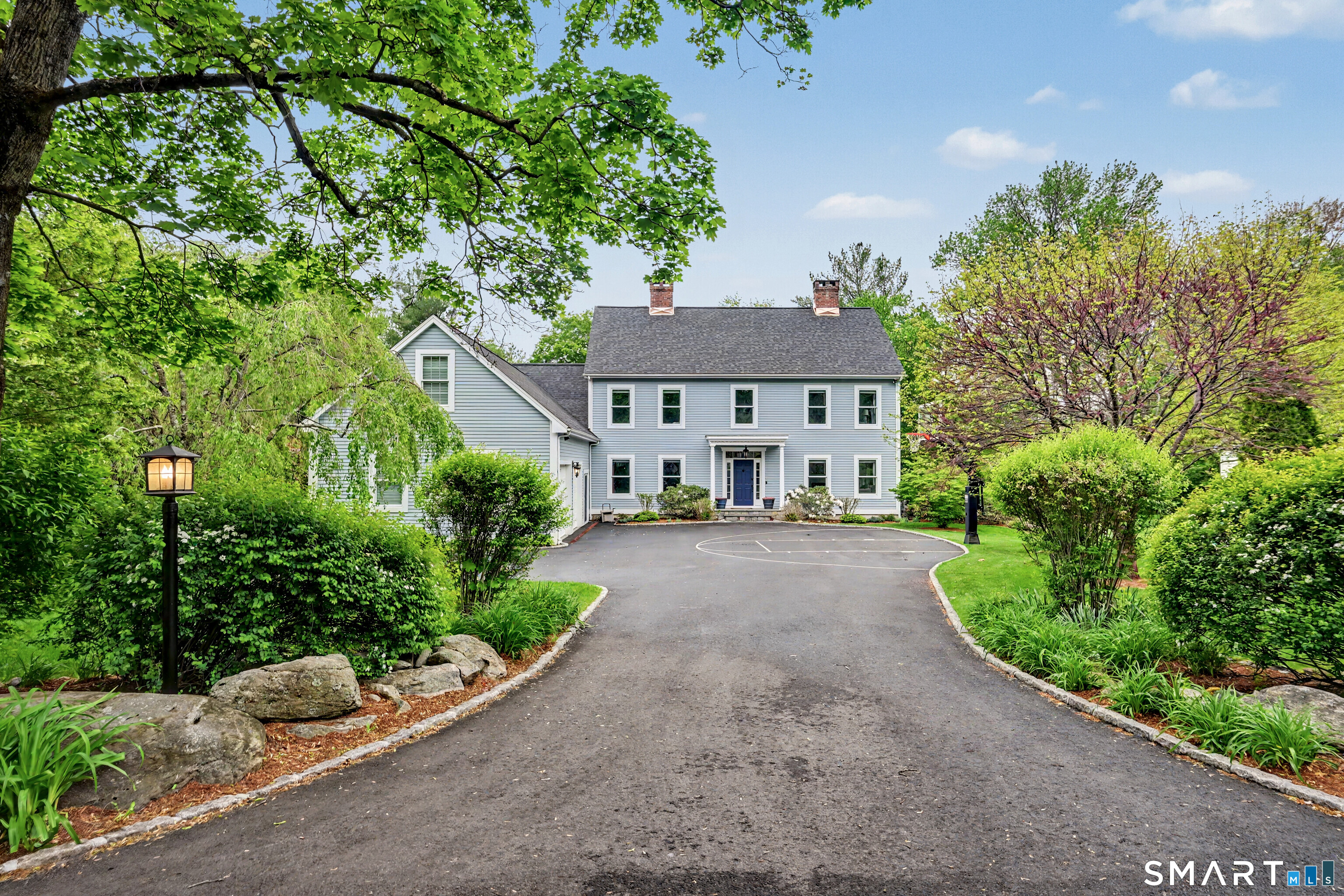 518 Hoyt Street, Darien, CT 06820 | For Sale at $2,450,000