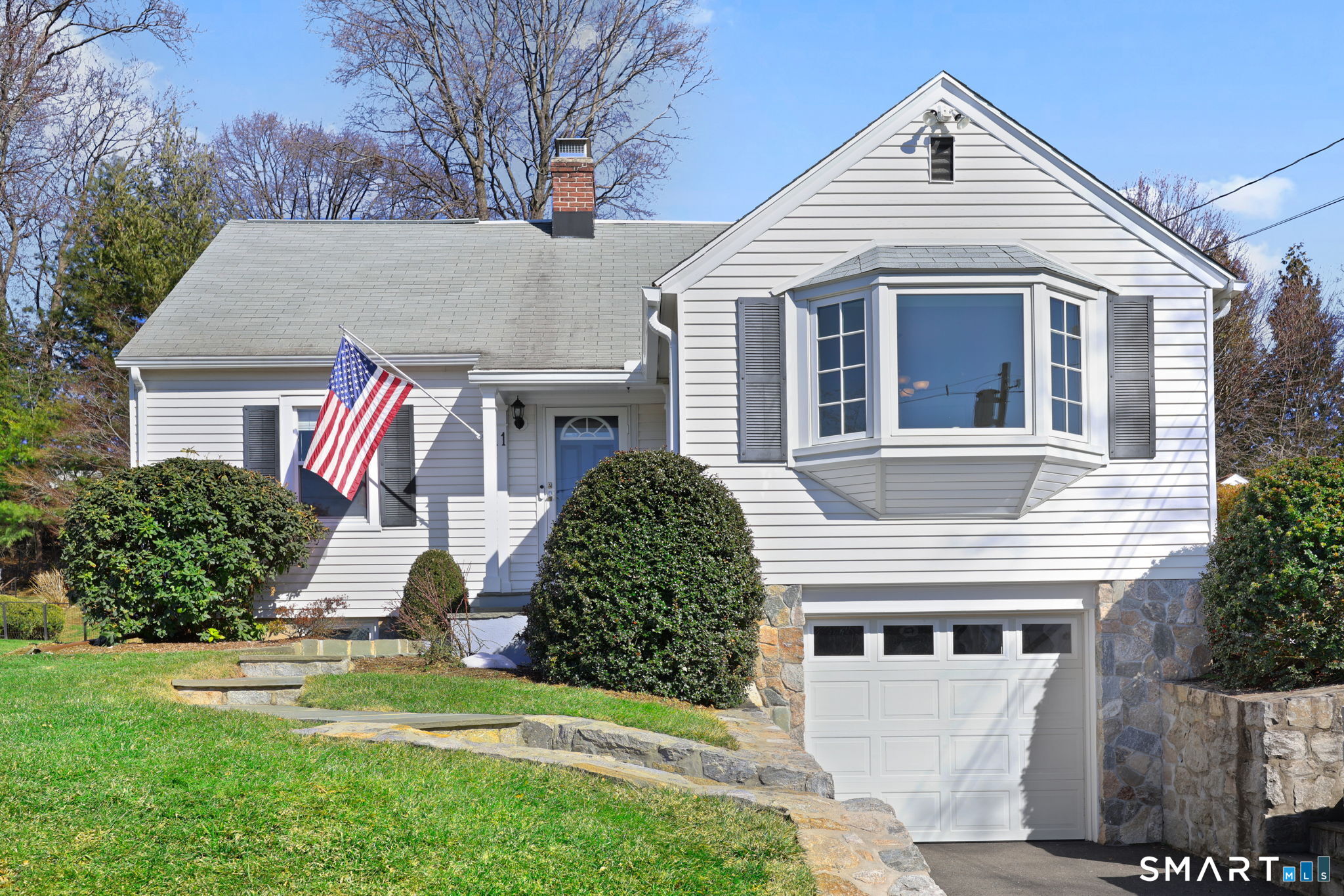 11 Ludlow Manor, Norwalk, CT 06855 | For Sale at $999,000