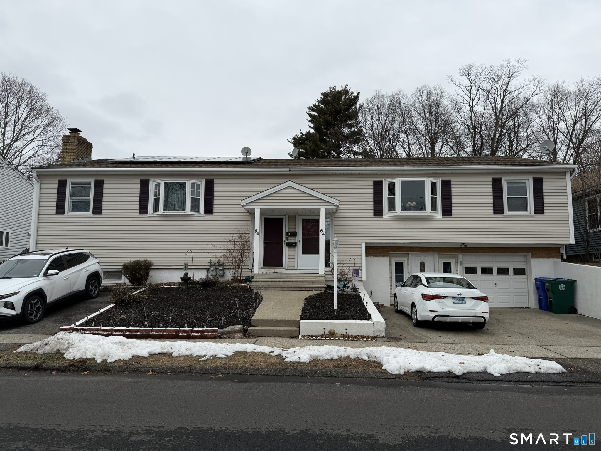 54 Peck Street, Stratford, CT 06614 | For Sale at $379,900