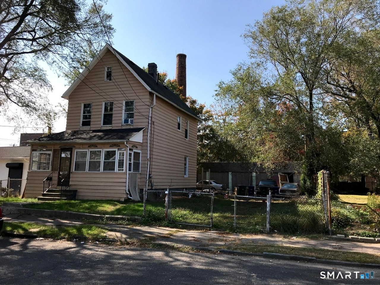 537 Hollister Avenue, Bridgeport, CT 06607 | For Sale at $399,999