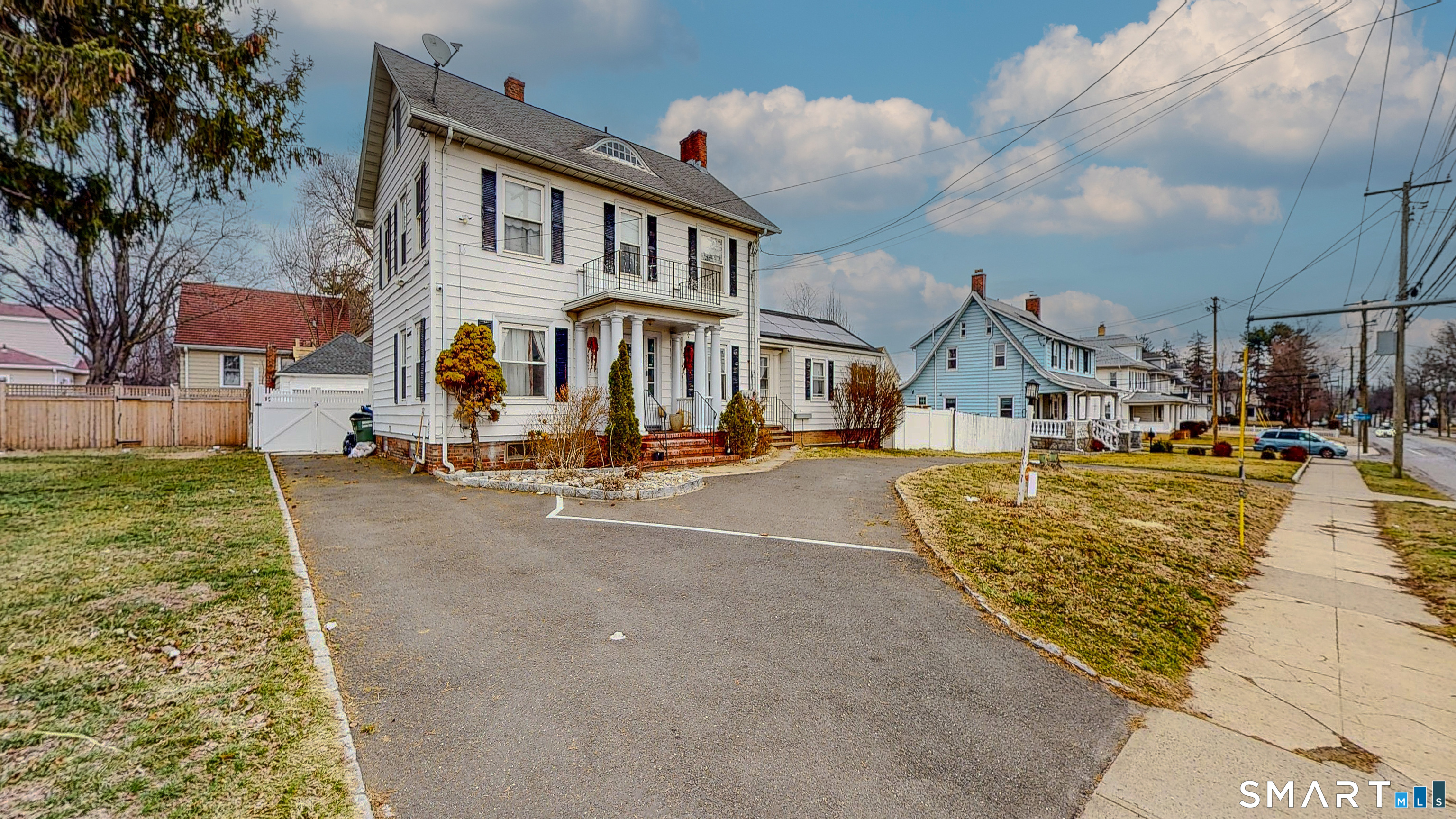 2078 Park Avenue, Bridgeport, CT 06604 | For Sale at $790,000