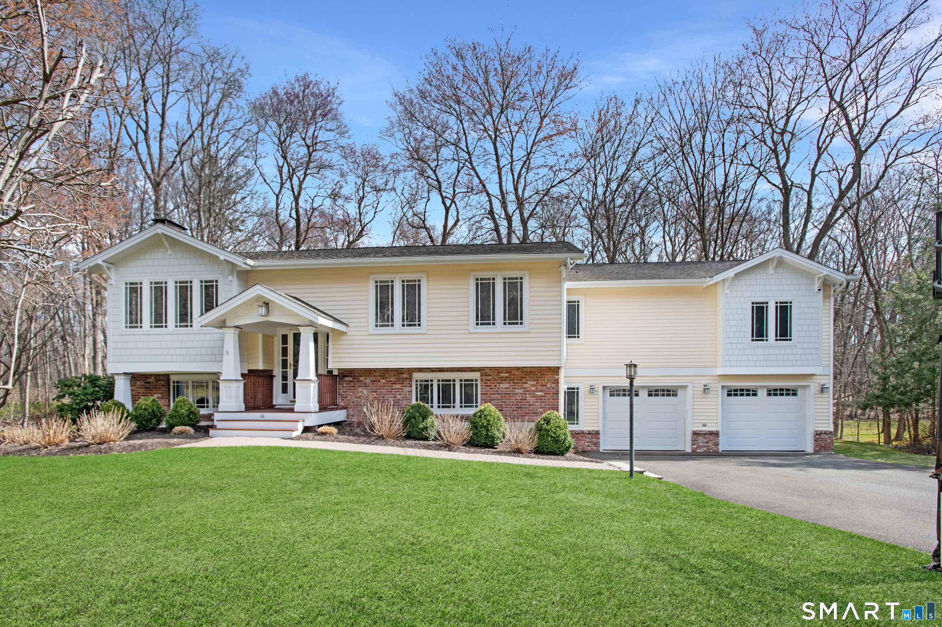 61 Ashbee Lane, Ridgefield, CT 06877 | For Sale at $995,000