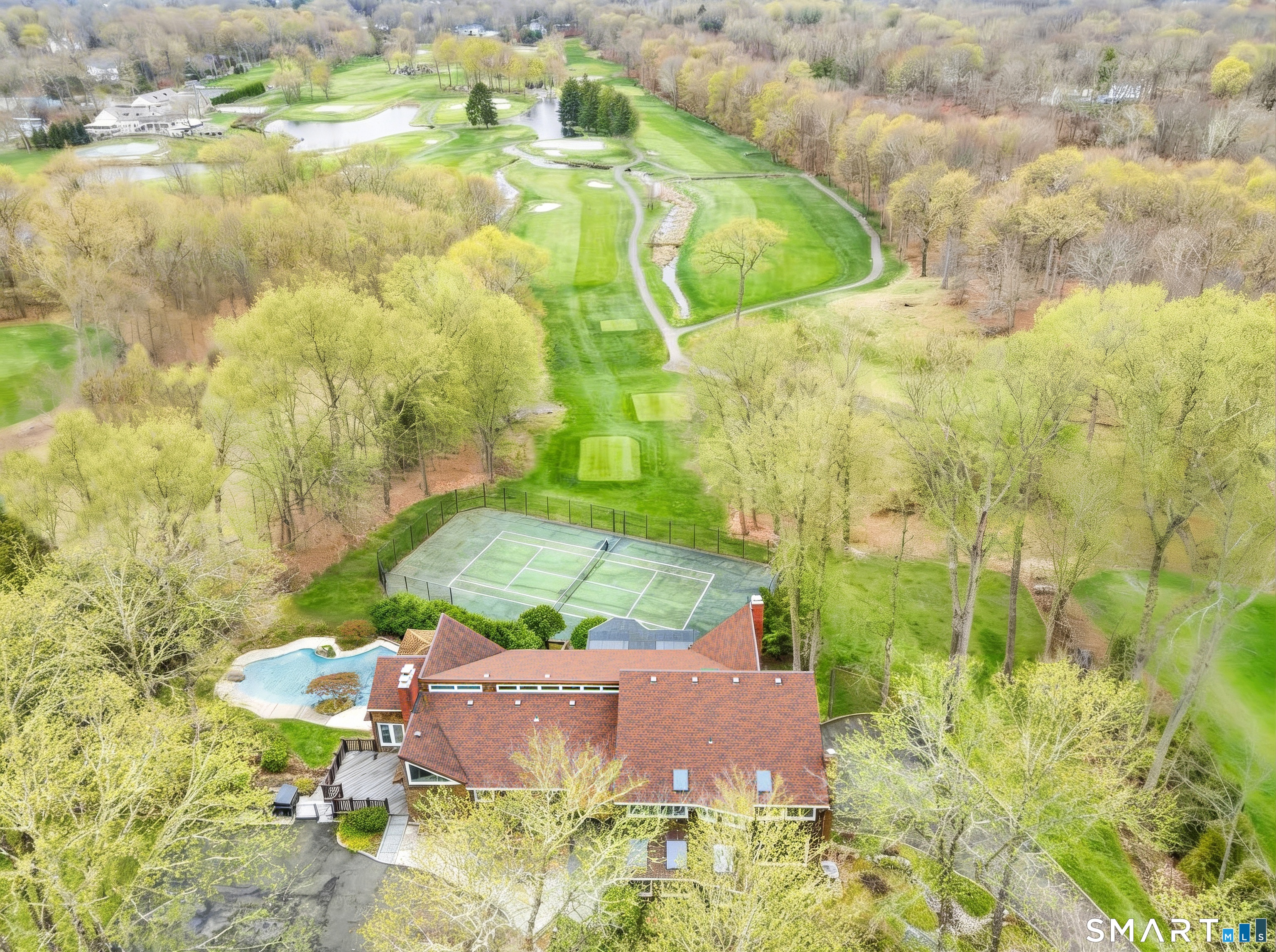 41 Londonderry Drive, Greenwich, CT 06830 | For Sale at $3,495,000