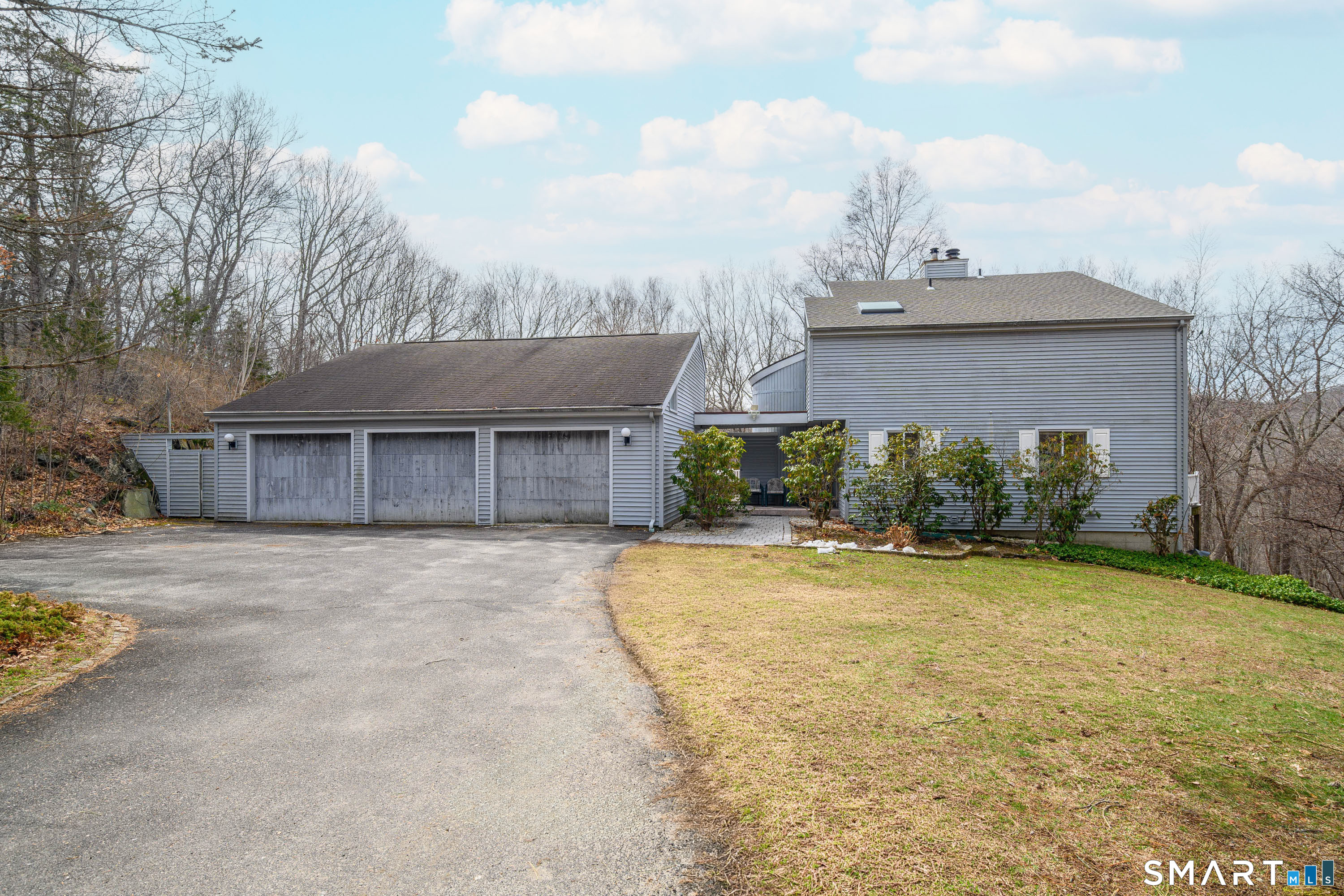 11 Chestnut Hill Road, Sherman, CT 06784 | For Sale at $649,900