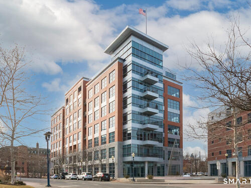  condo home for sale located at 33 North Water Street, 207, Norwalk, CT 06854