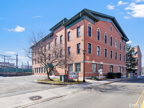  condo home for sale located at 16-18 Ann Street, 22, Norwalk, CT 06854