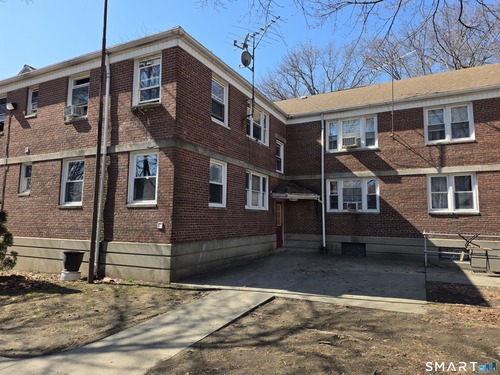  co-op home for sale located at 340 Success Avenue, bldg 89 14, Bridgeport, CT 06610