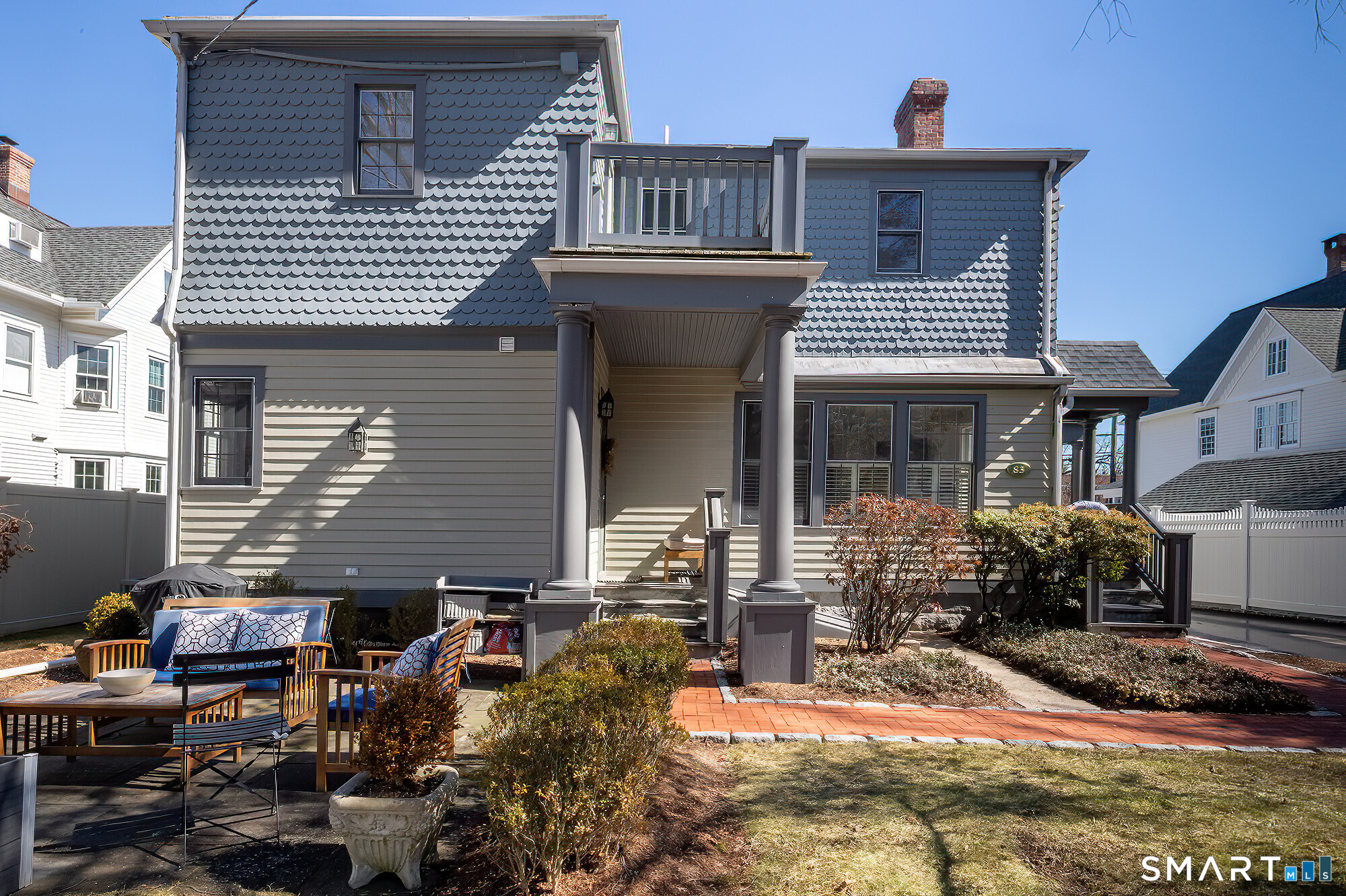 83 South Avenue, apt c, New Canaan, CT 06840 | For Sale at $395,000