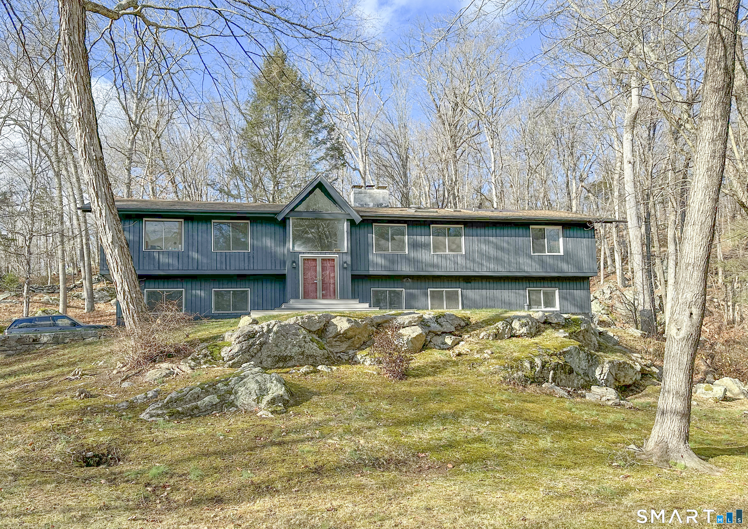 26 Hill Farm Road, Weston, CT 06883 | For Sale at $1,295,000