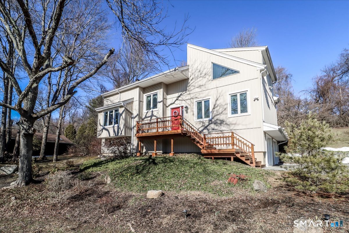 22 Flintlock Drive, Danbury, CT 06811 | For Sale at $709,000
